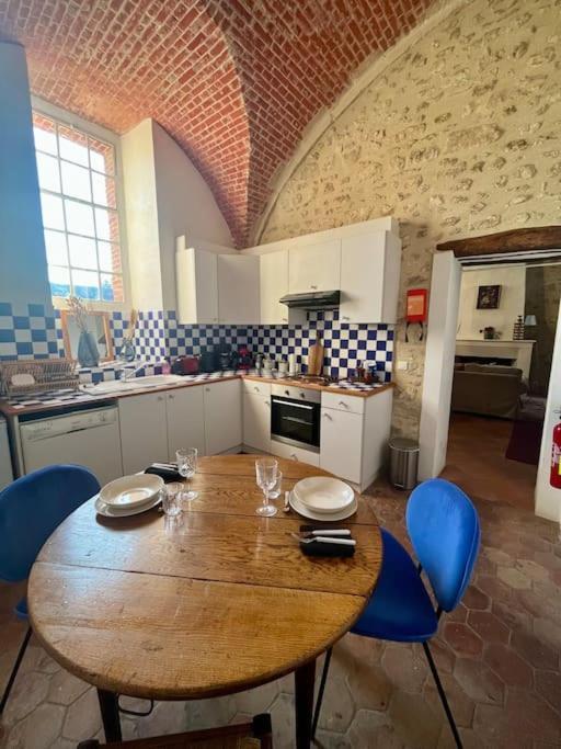 Apartamento Cozy Flat In Castle Near Fontainebleau - 10 Min Fleury-en-Biere Exterior foto
